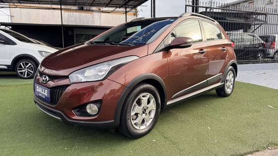 HYUNDAI HB20X 1.6 16V PREMIUM FLEX 4P MANUAL HYUNDAI HB20X 1.6 16V PREMIUM FLEX 4P MANUAL